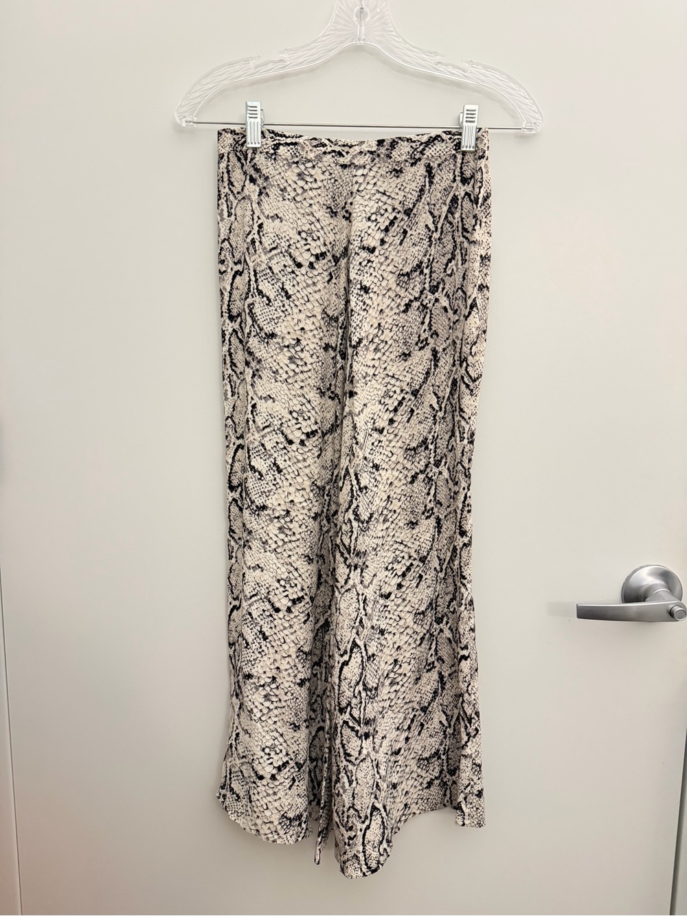 Reformation Snake Print Maxi Skirt Beige/Black size 0